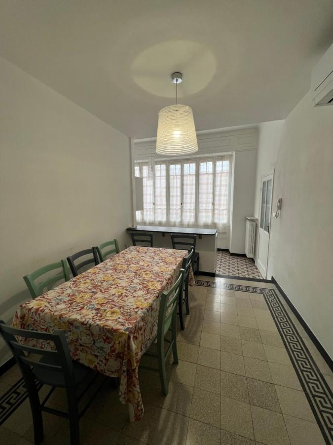 리바 리구레 Casa Del Poeta 아파트 외부 사진