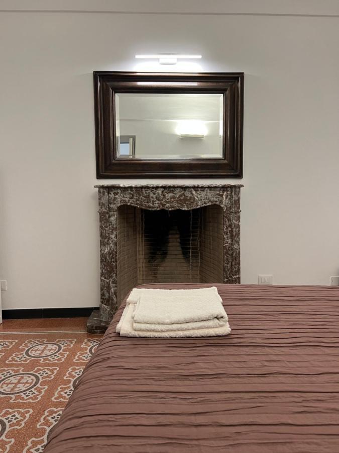 리바 리구레 Casa Del Poeta 아파트 외부 사진
